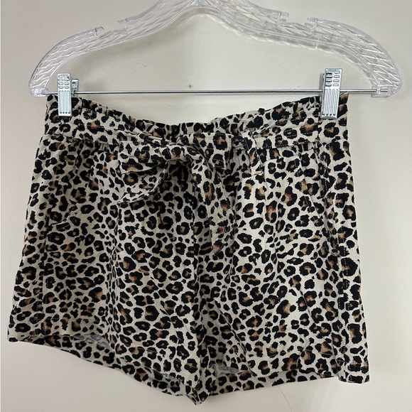 Jolt sz sm shorts in linen and rayon animal print  matching tie belt soft fabric - Picture 1 of 13